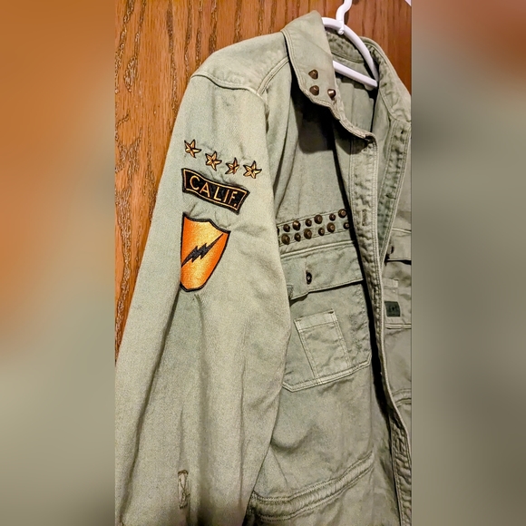 Kendall & Kylie Jackets & Blazers - Kendall and Kylie Army Jacket